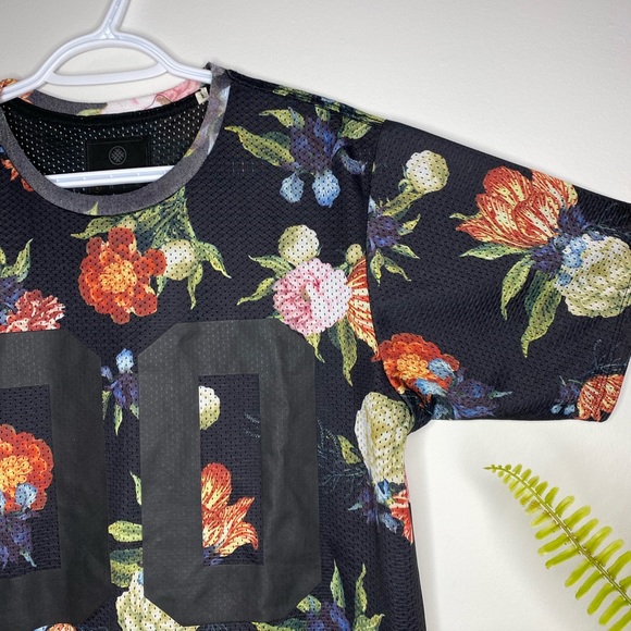 Floral Jersey - Picture 2 of 3